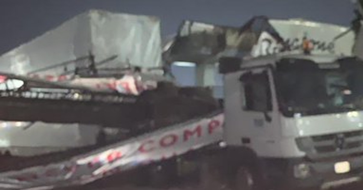 2 injured as truck collapses Alapere Estate bridge in Lagos - Vimarsana News
