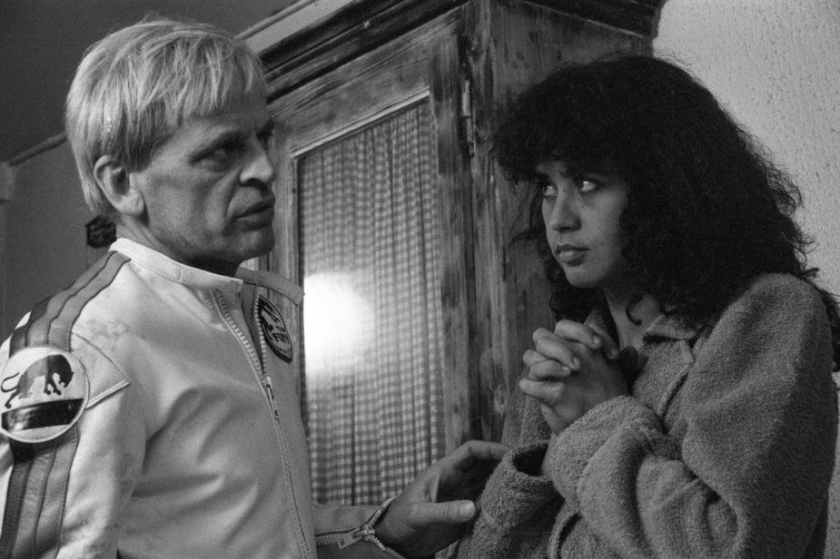 Klaus Kinski i Maria Schneider w filmie "Haine", 1980 r.
