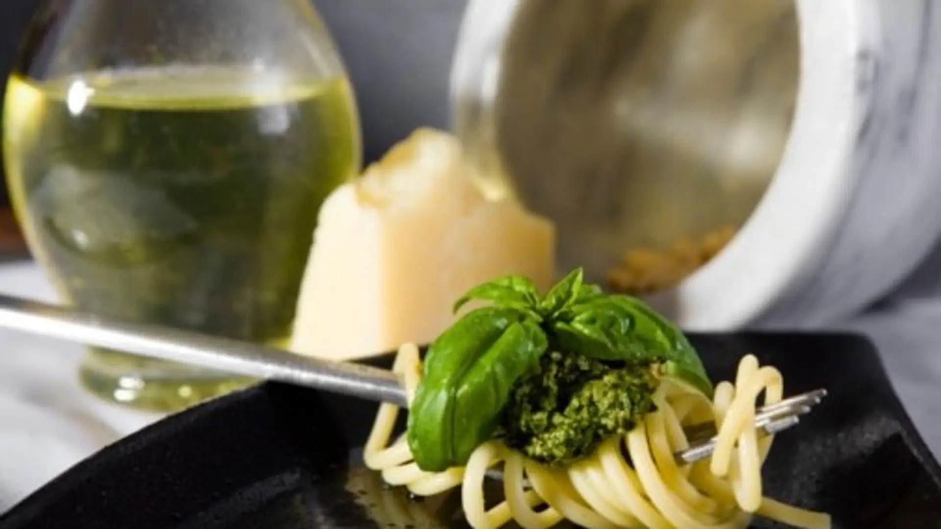 Spaghetti z pesto