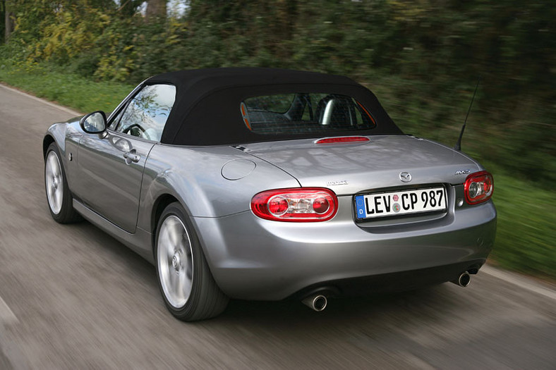 Mazda MX-5 Roadster Coupé: przyjemność przez 365 dni w roku