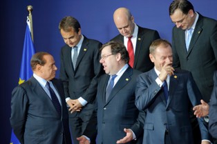 Niespokojna sesja w Europie w oczekiwaniu na ustalenia liderów