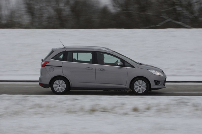 Ford Grand C-Max: kompaktowy van dla dużej rodziny