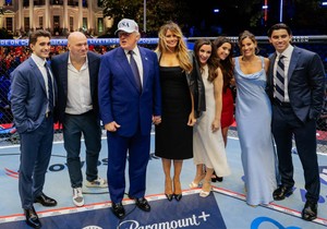 Donald Tramp i Melanija Tramp na UFC događaju u Beloj kući