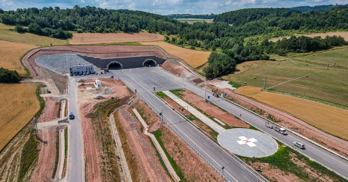  Działa od pięciu dni i przyciąga piratów drogowych. Niechlubny rekord w nowym tunelu