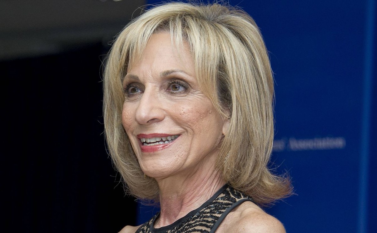  Andrea Mitchell