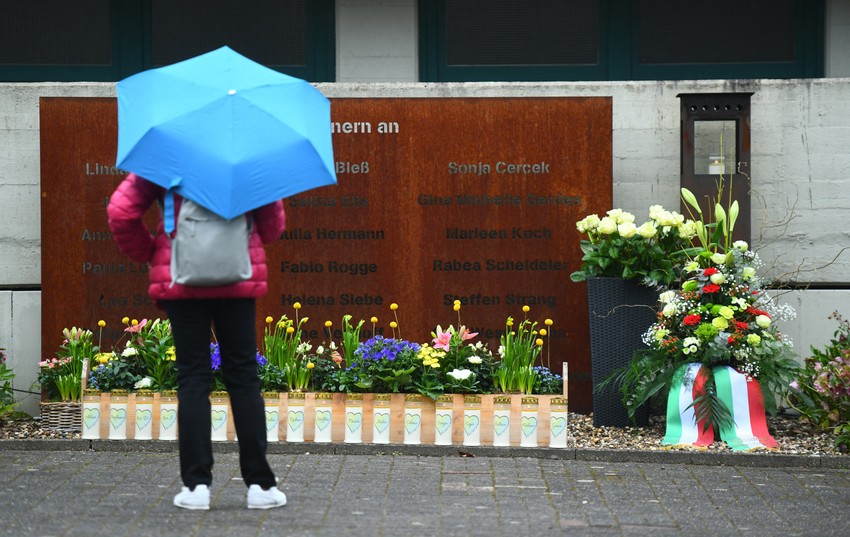 Među stradalima su i deca i nastavnici iz gimnazije koji su leteli za Barselonu