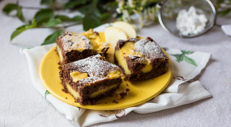 Mascarponés-almás kocka recept / Fotó: Ringier