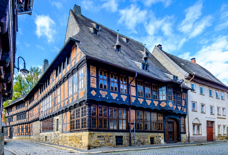Stare miasto w Goslar, miejscowości, gdzie doszło do tragicznych wydarzeń z udziałem Josefine