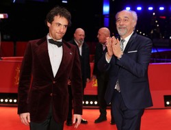 BERLINALE 2020 "Hidden Away" Giorgio Dirittiiego - historia inspirowana życiem malarza Antonio Ligabue