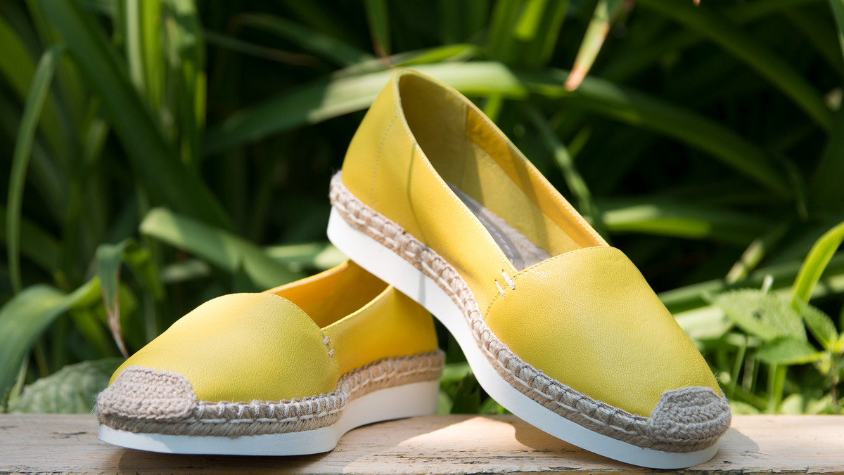 Espadryle – idealne buty na wiosenny spacer 