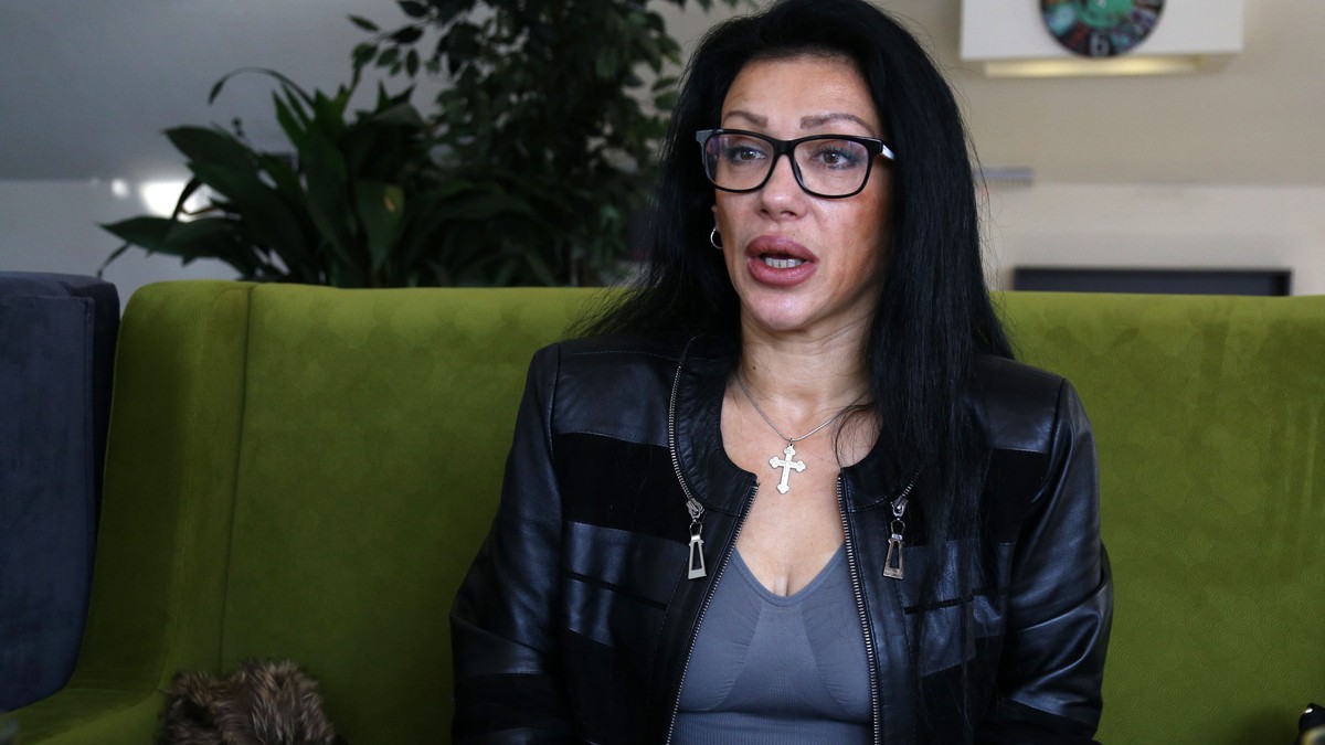 "SAMO JA ZNAM KOLIKO SAM SE ODRICALA" Vendi ćerku i muža krije od očiju javnosti, a sad iznela detalje braka: "Moja žrtva je velika"