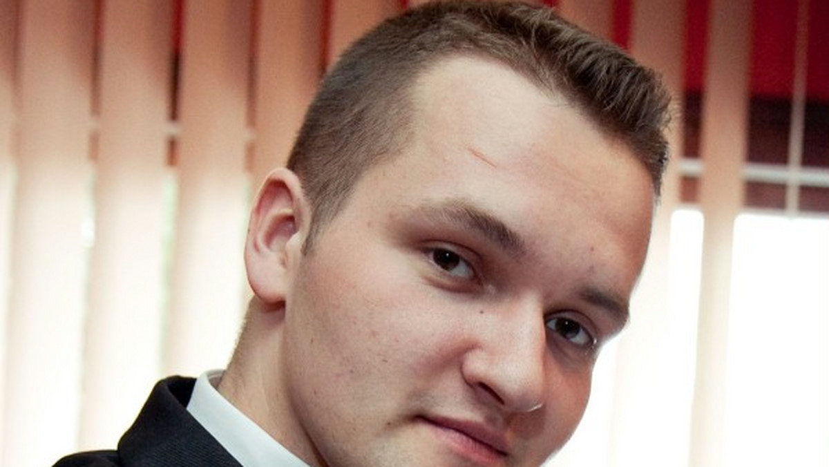 "MMWrocław": Bogusław Wróbel zaginął 4 lipca 2013 r. we Wrocławiu (dolnośląskie). Ma 21 lat, 188 cm wzrostu i piwne oczy.
