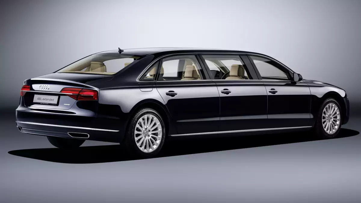 Audi A8 L extended - 6- drzwiowy model