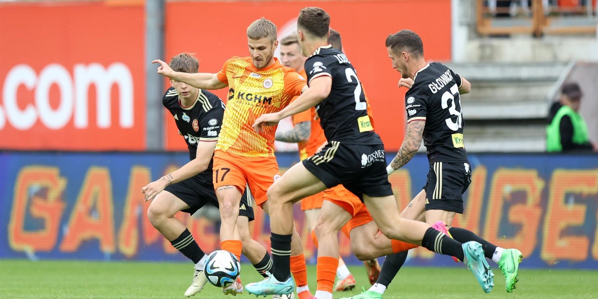 Zagłębie Lubin pokonało na własnym stadionie ŁKS Łódź. 