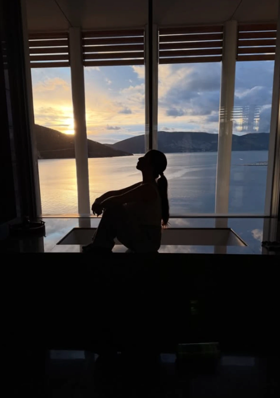 Ana Sević sa porodicom na odmoru 