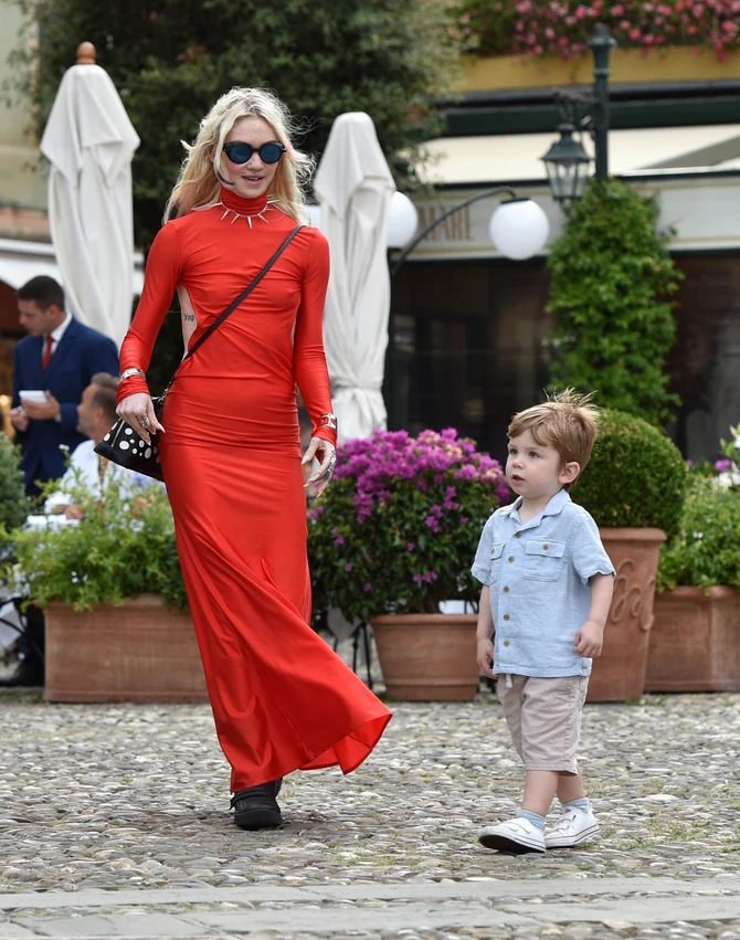 Grimes sa sinom Malim Iksom