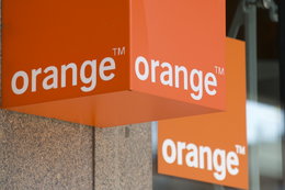 Orange wprowadza dopłaty za roaming w UE. Ale dotyczy to tylko części klientów