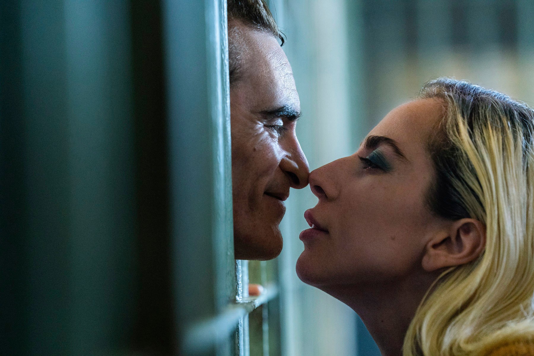 Joaquin Phoenix a Lady Gaga  vo filme Joker: Folie à Deux.