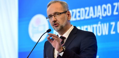 Minister Niedzielski ostrzega Polaków. "Mamy do czynienia z eskalacją pandemii"
