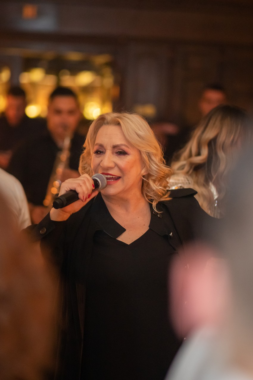 Vesna Zmijanac i Amar Gile - Dva jelena