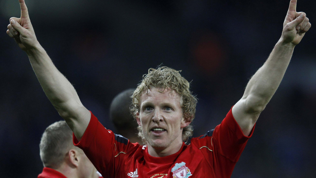 Dirk Kuyt jest bliski przenosin do Hamburgera SV. Ostateczną decyzję w sprawie zmiany barw klubowych zawodnik Liverpoolu podejmie po Euro 2012.