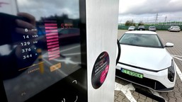 płonące elektryki to mit? twarde dane straży pożarnej za 2025 rok