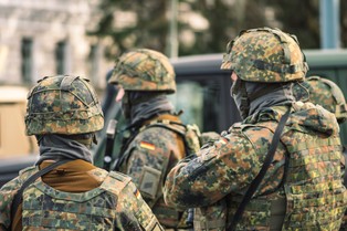 Policja strzela do żołnierzy Bundeswehry. Jeden żołnierz ranny!