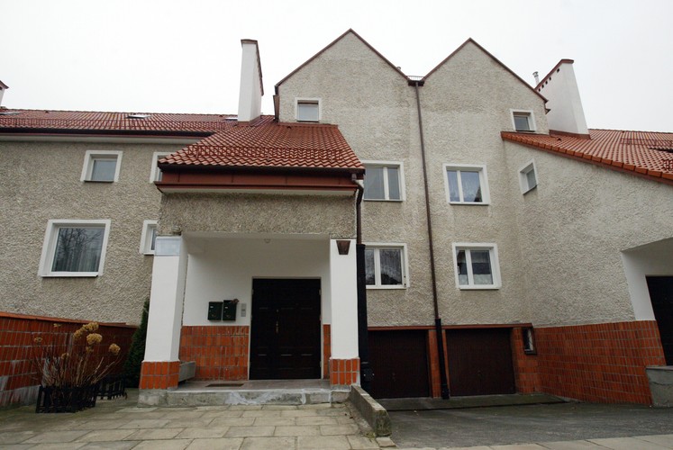 To jego dom w jednej z dzielnic Warszawy