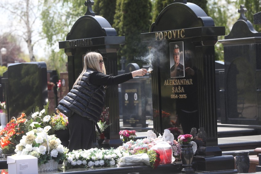 Novo bežanijsko groblje rođendan Saše Popovića