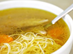 Nie uwierzysz! Zobacz, co się kryje w kostce rosołowej