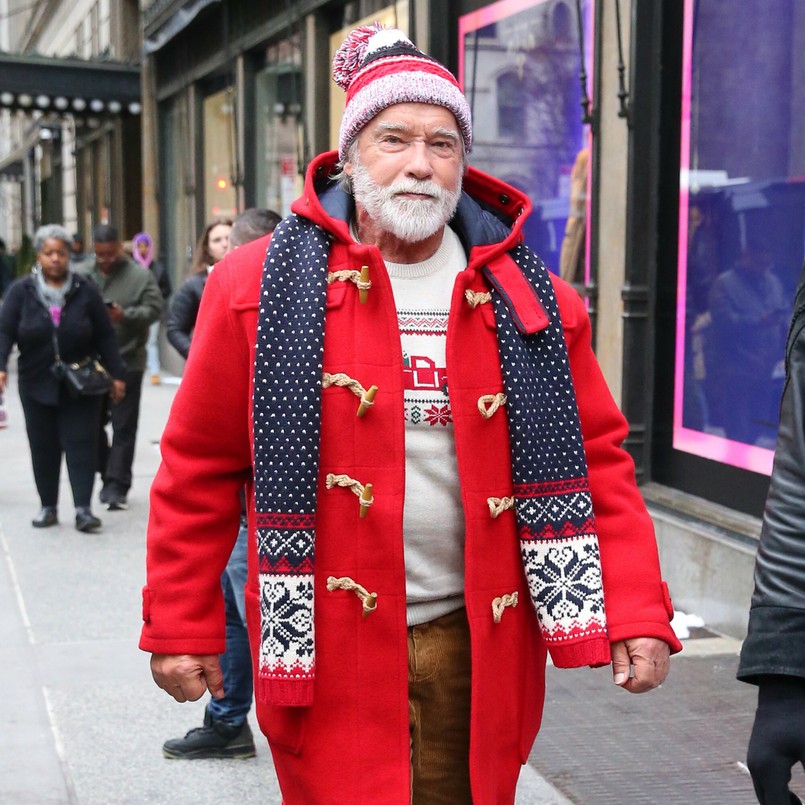 Siwy Arnold Schwarzenegger w na ulicach Nowego Jorku