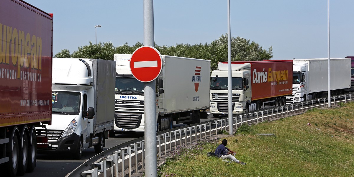 Na fali koronawirusa transport towarów między krajami zamarł. Ale jeśli chodzi o Polskę i Niemcy to malał mniej niż to notowano w pozostałej części Europy. Wyrośliśmy na największego eksportera w Europie na niemiecki rynek.