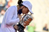 Iga Świątek wygrała finał French Open na kortach Rolanda Garrosa