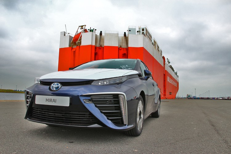 Toyota mirai