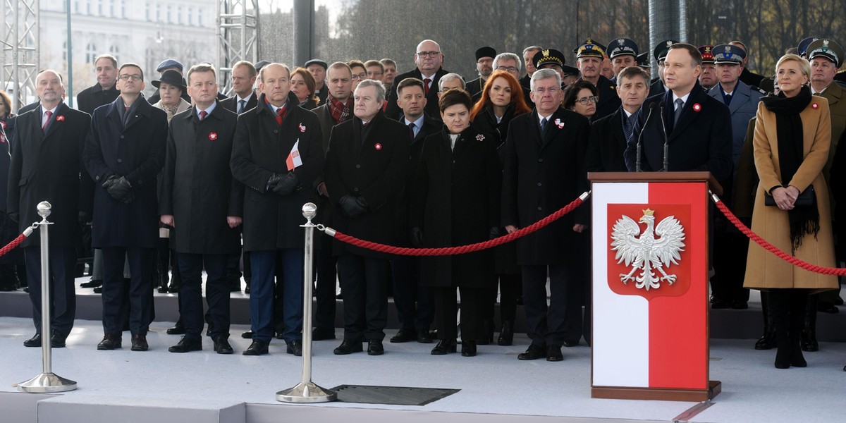 Macierewicz bardzo daleko od Dudy. Znamy powód