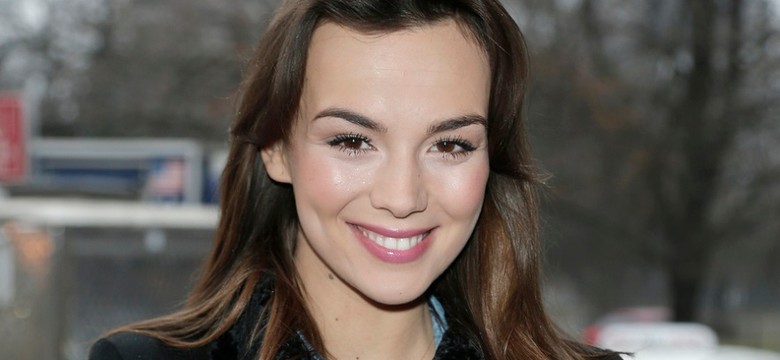 Jak dba o urodę Miss Polonia 2012? Kosmetykami, które z siebie zlizuje!