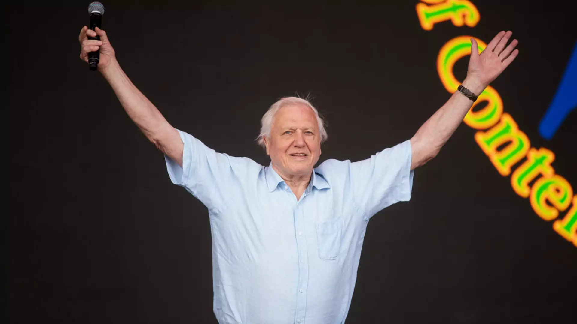 David Attenborough podziękował ze sceny Glastonbury za walkę z plastikiem