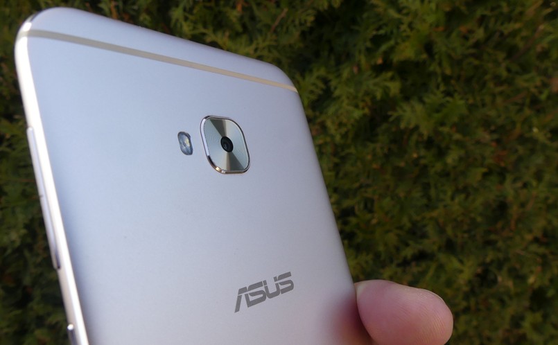 Asus Zenfone 4 Selfie Pro