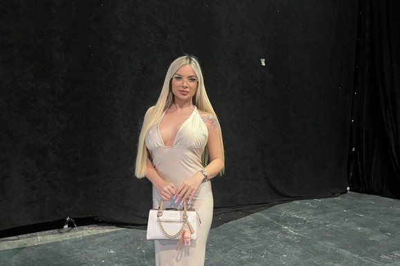 "NISAM SMELA DA RIZIKUJEM, DA NE ZAVRŠIM U ZATVORU" Srpkinja otkrila detalje agonije iz Dubaija nakon što je izbio rat: "Moj dečko je mislio da je kraj ako izađe iz sobe"