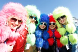 Dziewczyny i żony dopingowały polskich skoczków w Planicy. ZDJĘCIA