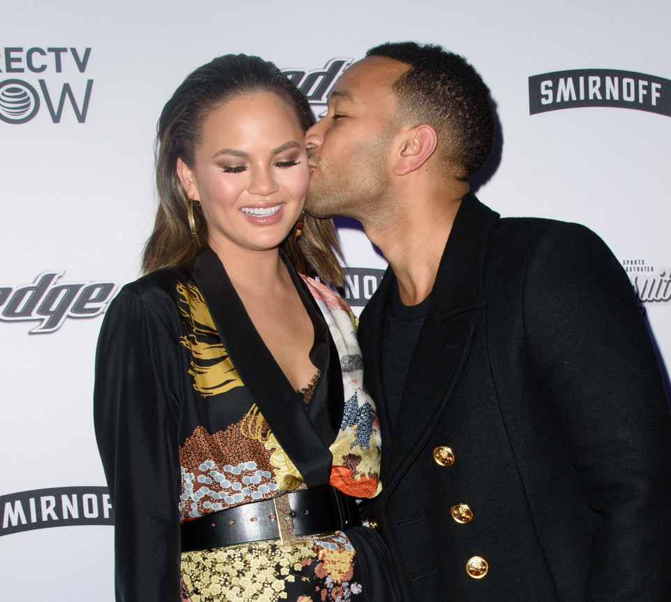 Chrissy Teigen i John Legend na premierze "Sports Illustrated"