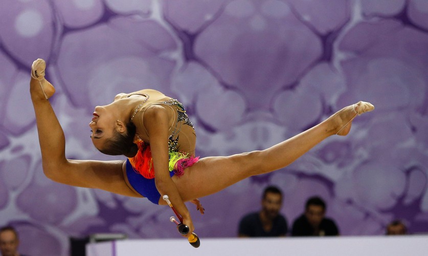 Ale one się wyginają. Gimnastyczki chyba są z gumy