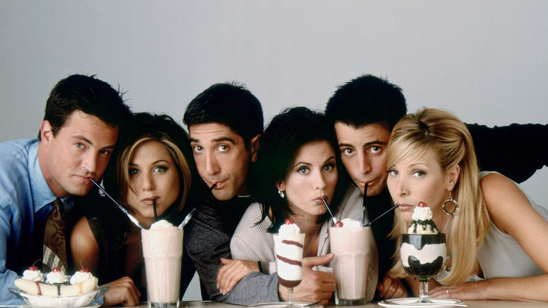 Serial "Przyjaciele" doczekał się 10 sezonów i był emitowany w 100 krajach.