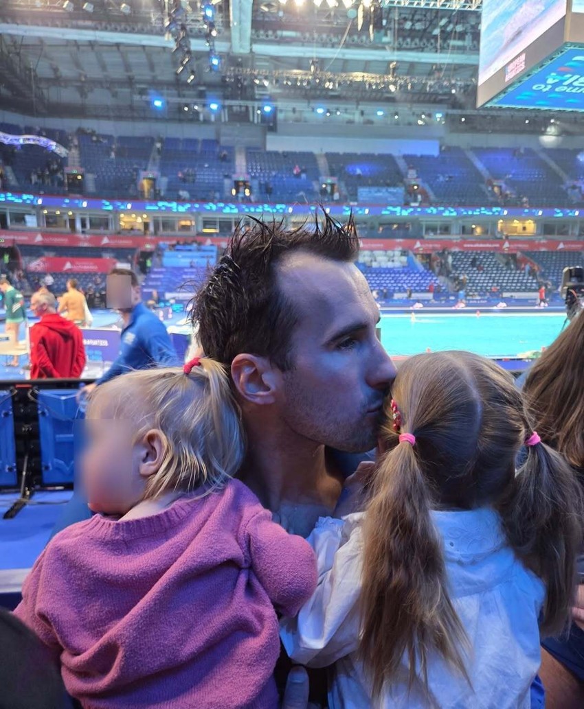 Strahinja Rašović sa porodicom