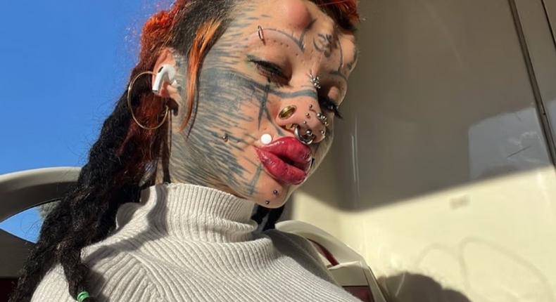 An Italian woman spends a fortune to look like a cat [Instagram/AydinMod Chiara Dell'Abate]