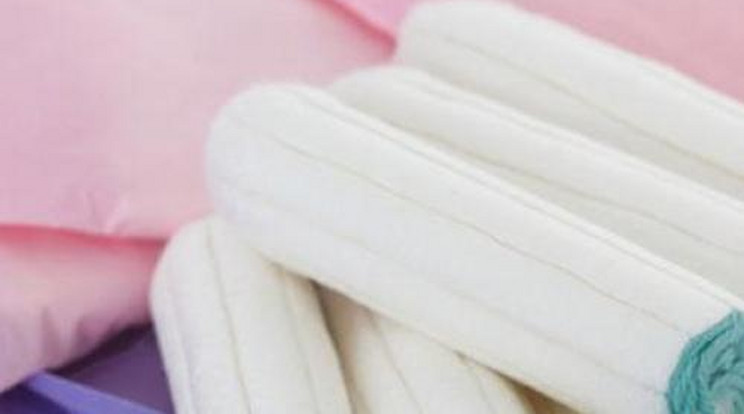 Veszélyben a nők: tampon ölte meg a tinédzsert!