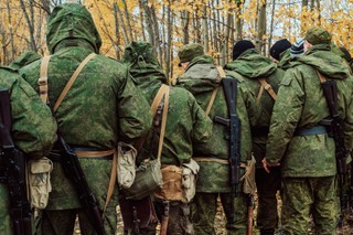 Rosjanie knują coś na granicy NATO. 'Ludziki Putina' wkroczyły do akcji