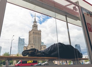 Bezdomność w Warszawie. Potrzeba prawdziwych programów [WYWIAD]