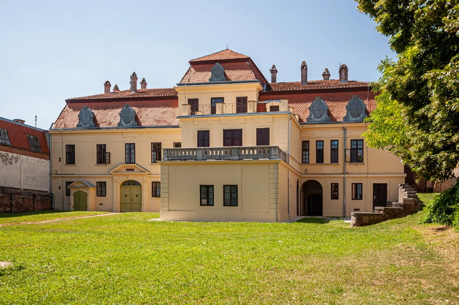 Zavičajna zbirka Sremski Karlovci