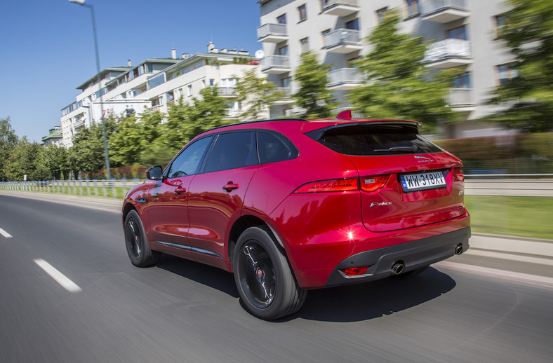 Jaguar F-Pace 25t